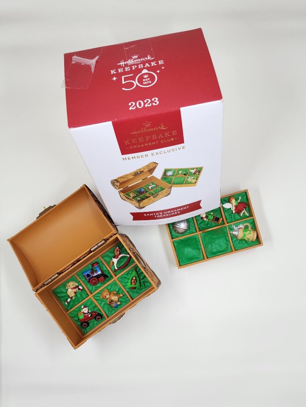 Hallmark KOC Santa's Ornament Treasures 2023